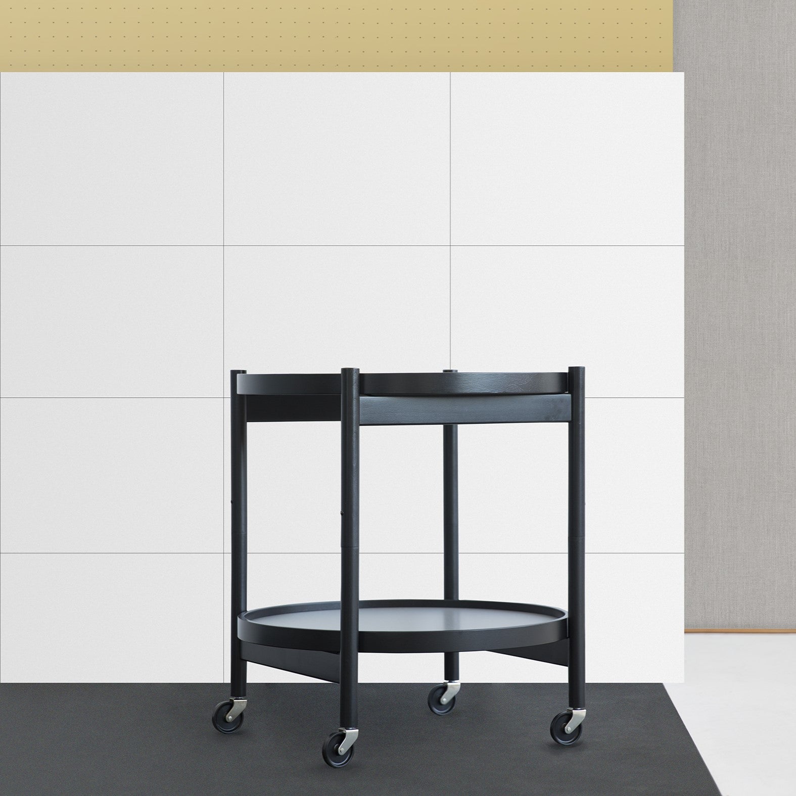 Bølling Tray Table Black Oak